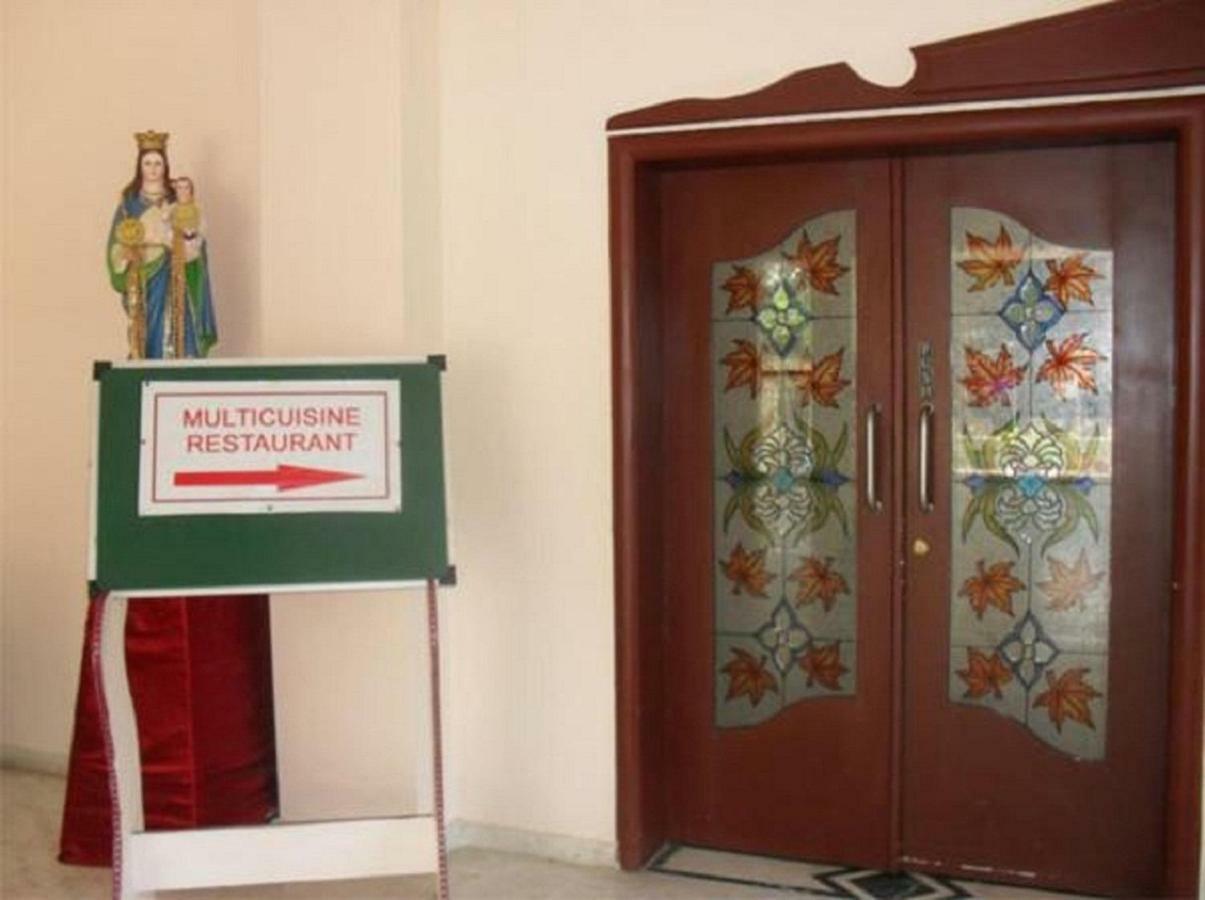 Hotel Vpn Residency Velankanni Eksteriør billede